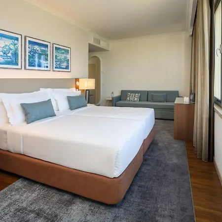Melia Oriente Отель 4*