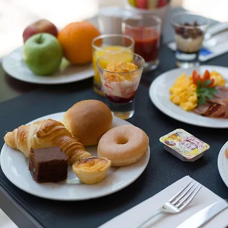 Melia Oriente Hotel 4*