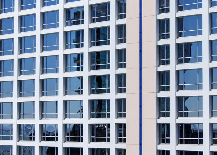 Melia Oriente Hotel 4*