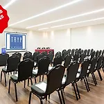 Melia Oriente מלון 4*