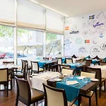 Melia Oriente מלון
