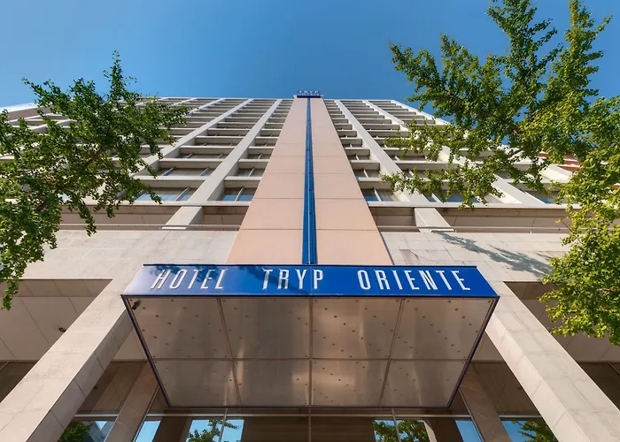 Meliá Oriente 4*