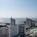 Hotell Melia Oriente 4*