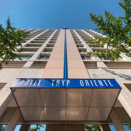 Meliá Oriente 4*