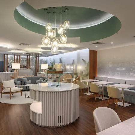 Melia Oriente 4* Lisbon