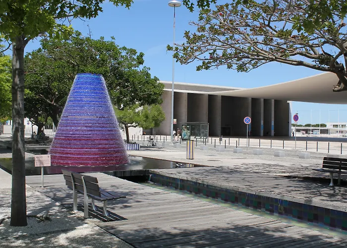 Melia Oriente 4* Lisbon